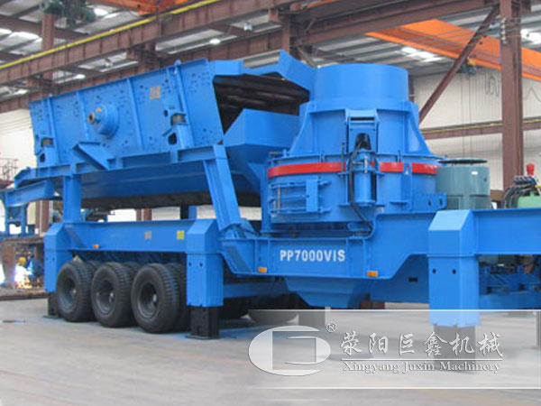 輪胎式流動(dòng)碎石機(jī)